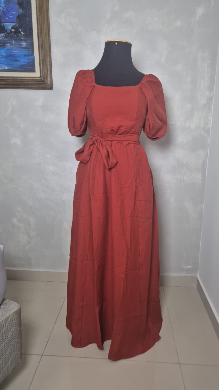 Vestido longo com mangas Bufantes